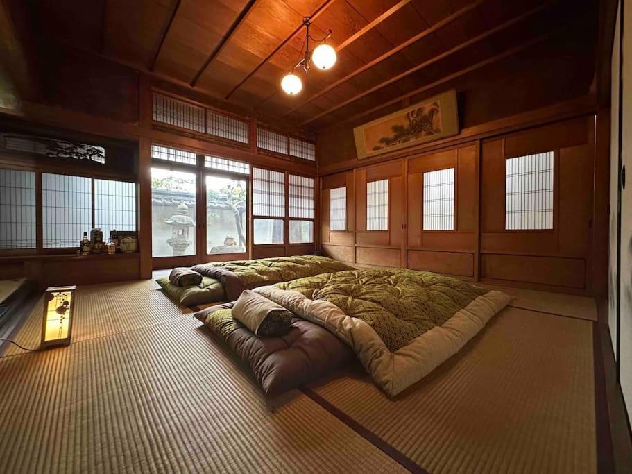Old Japanese House Hotel Tondabayashi Exterior foto