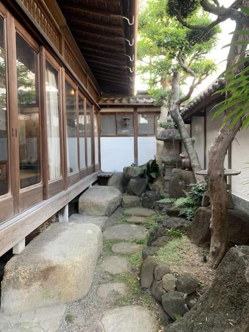 Old Japanese House Hotel Tondabayashi Exterior foto
