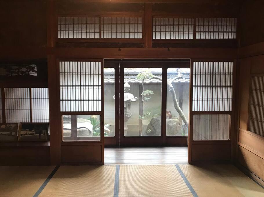 Old Japanese House Hotel Tondabayashi Exterior foto